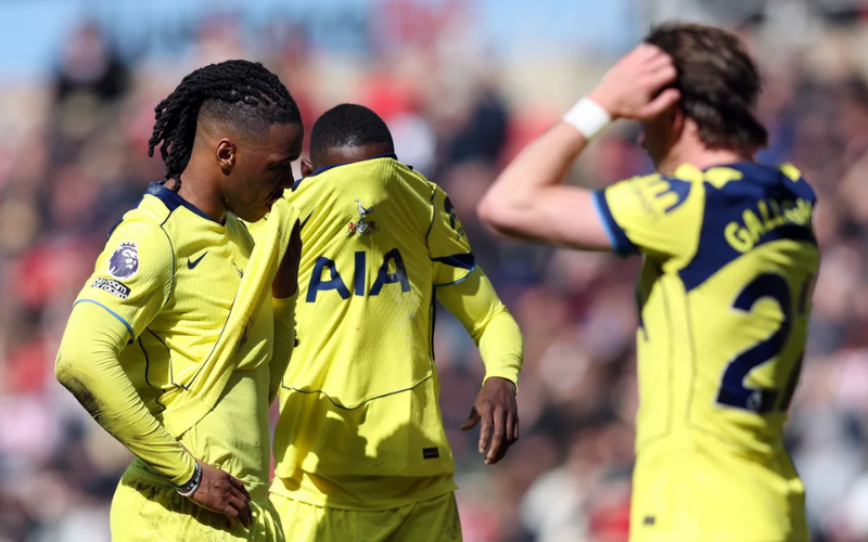 Thất bại trước Sunderland đánh dấu chuỗi trận đáng quên của Tottenham